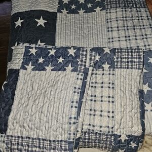 Quilted Queen Size Blue and White Checkered Bedspread And Pillow Shams